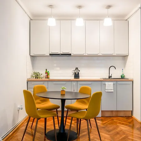 Modern 10 Apartment Brasov