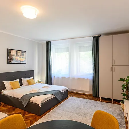 Modern 10 Apartment Brașov