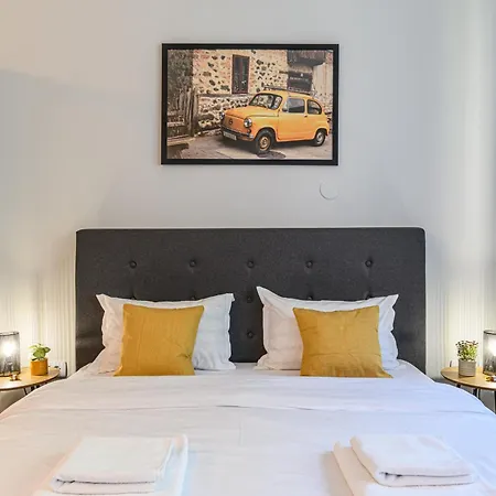 Apartment Langa Biserica Neagra Si Turnul Alb Brașov