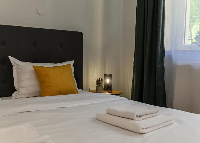 公寓 Langa Biserica Neagra Si Turnul Alb 布拉索夫