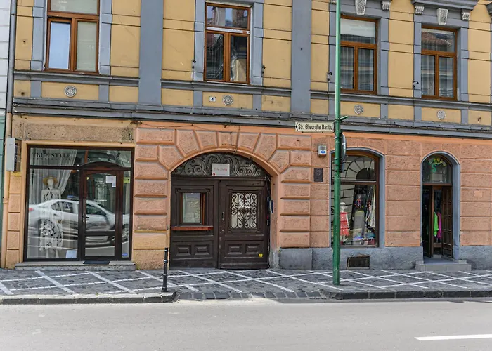 公寓 Langa Biserica Neagra Si Turnul Alb 布拉索夫